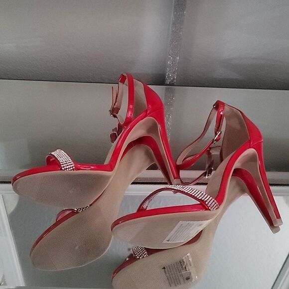 BRAND NEW DELICACY RHINESTONE ANKLE STRAP WOMEN'S HEELS - Picture 9 of 15